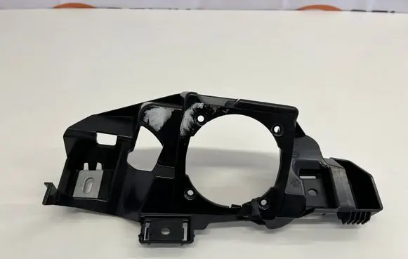 Mercedes-Benz E W213 Front bumper mounting bracket A2138851307