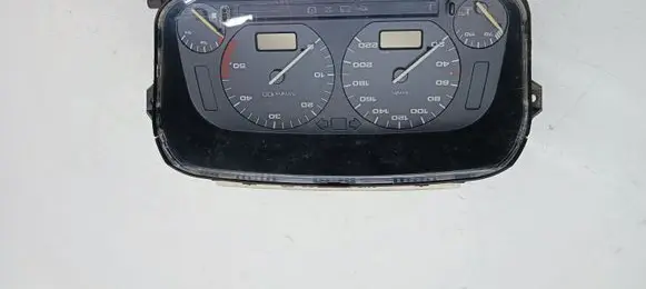 Volkswagen Golf III Speedometer (instrument cluster) 1H6919033BD