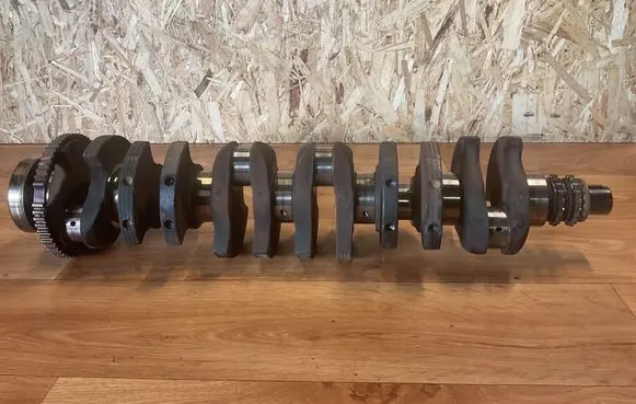 BMW 5 E60 E61 Crankshaft 7790913