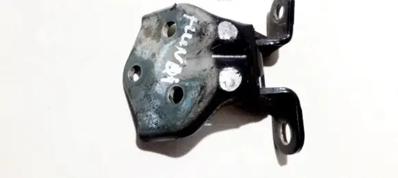 Hyundai Matrix Rear door lower hinge