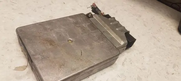 Ford Focus Engine control unit/module 98ABCTF