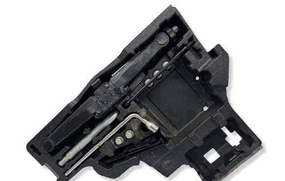 Mercedes-Benz GLK (X204) Tool set A1645800218 A1665800118 A2048982914