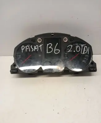 Volkswagen PASSAT B6 Speedometer (instrument cluster) 3C0920871H V0006000