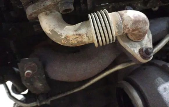 Chrysler Sebring (JS) EGR valve line/pipe/hose