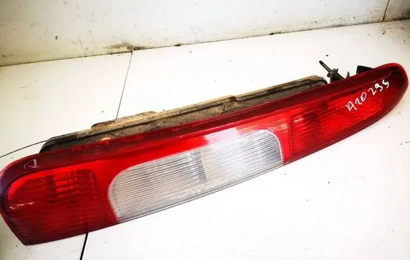 Ford Focus C-MAX Rear/tail lights 3m5113n411aa 3m51-13n411-aa