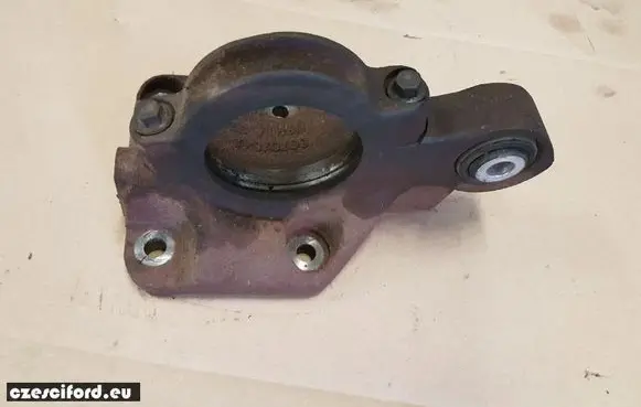 Volvo S80 Driveshaft support bearing bracket 