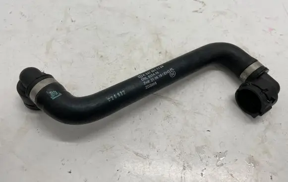 Mercedes-Benz A W177 Engine coolant pipe/hose A2475011164