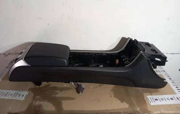 Jaguar XF X250 Center console 