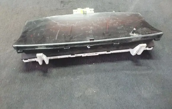 Toyota Corolla Verso E121 Speedometer (instrument cluster) 8380013150 2574108790