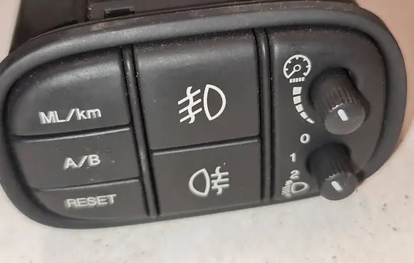 Jaguar S-Type Fog light switch 2R8311654