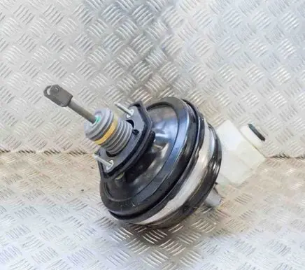 BMW 6 F12 F13 Brake booster 6796726