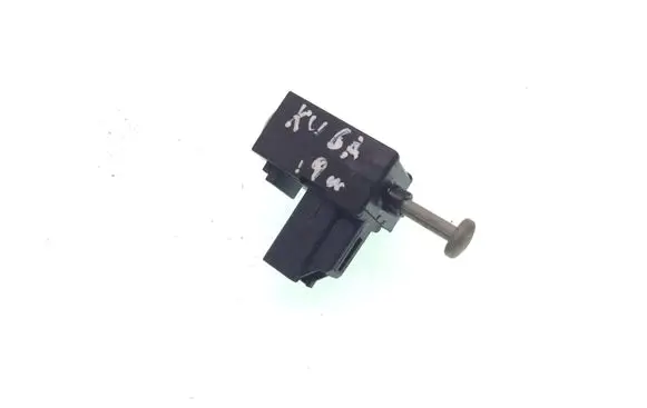 Ford Kuga II Brake pedal sensor switch G9T11A162AA