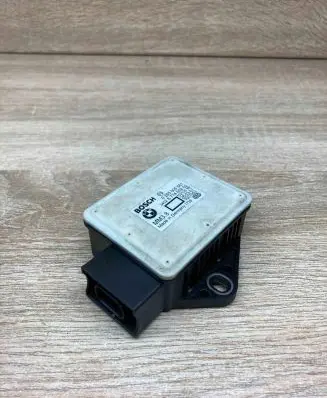 BMW 5 E60 E61 ESP acceleration yaw rate sensor 6774602 0265005681 Used