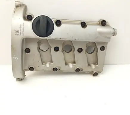 Audi A4 S4 B6 8E 8H Rocker cam cover 06C103471F