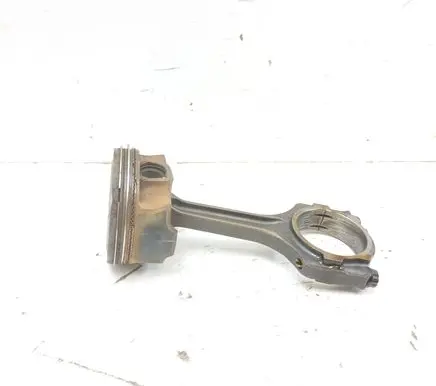 Ford Mustang V Piston with connecting rod 