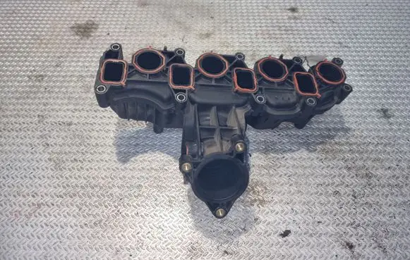 Volkswagen Caddy Intake manifold V200 180311