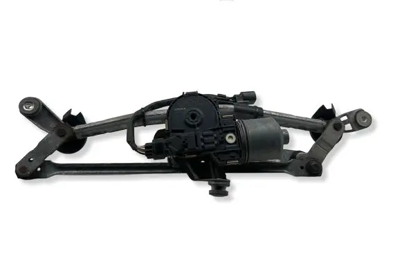 Toyota Avensis T270 Front wiper linkage and motor 0390241642 8511005070A