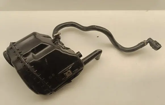 BMW 6 F06 Gran coupe Power steering fluid tank/reservoir 6799589