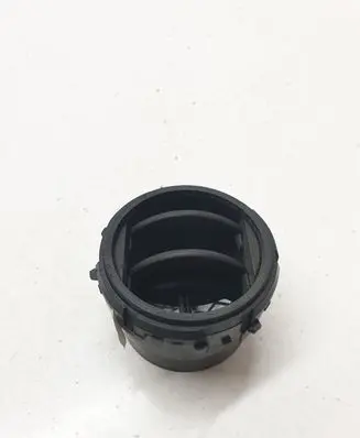 Toyota Yaris Dash center air vent grill 9293