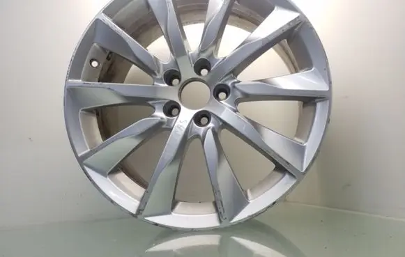 Volvo XC90 R18 alloy rim 31362840