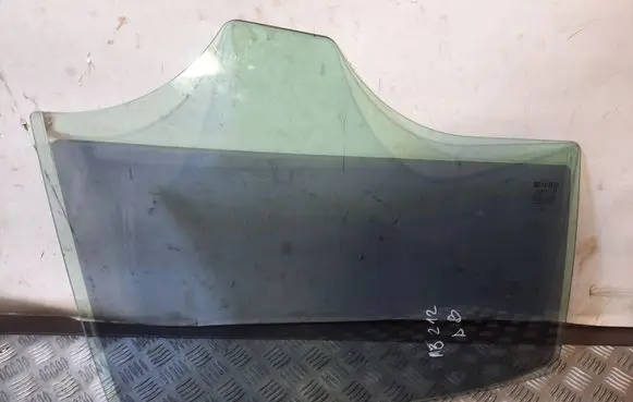 Mercedes-Benz E W212 Rear door window glass 43R001025