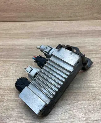 Toyota Avensis T270 Glow plug pre-heat relay 2855130010 1327000010 WITHPLUG