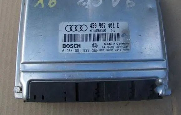 Audi A6 S6 C5 4B Engine control unit/module 4B0907401E