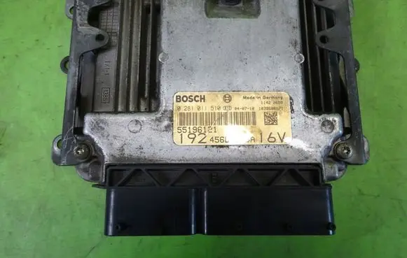 Fiat Stilo Engine control unit/module 0281011510