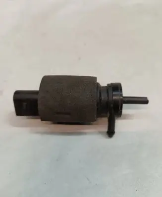 BMW 5 E39 Windscreen/windshield washer pump 8362154
