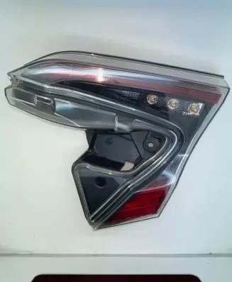 Toyota C-HR I Tailgate rear/tail lights 81580F4021 17768F 01112017