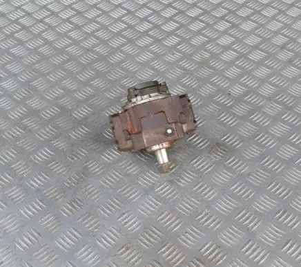 Volvo C30 Fuel injection high pressure pump