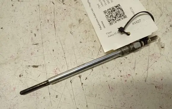 Opel Astra H Glow plug NGKYE07