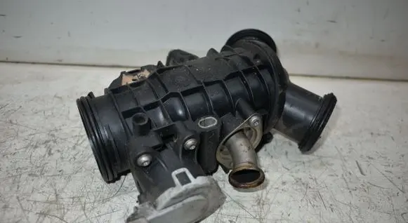 Jaguar XJL Throttle valve 9X2Q9L444CC