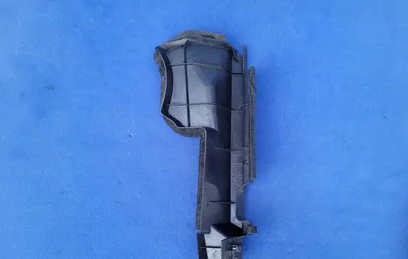 Toyota C-HR I Radiator trim 16593-0T070