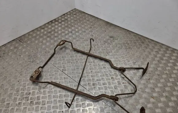 Opel Vivaro Spare wheel mounting bracket
