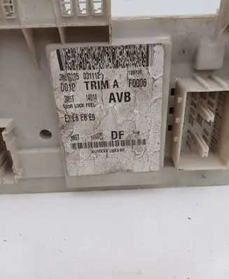 Ford Focus C-MAX Fuse box set 4M5T14A073DF 519027312 00012708