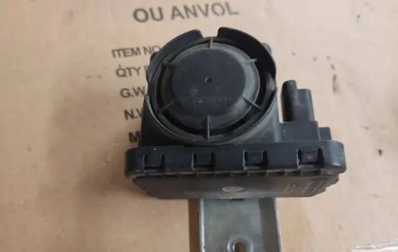Alarm system siren