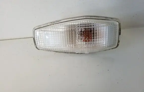KIA Sorento Front fender indicator light 923033B1