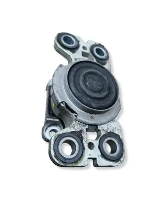 Volvo V60 Engine mount bracket 31316875