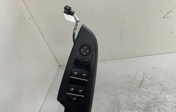 BMW X3 F25 Electric window control switch 9208111