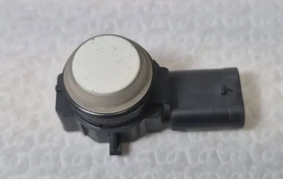 Mercedes-Benz B W246 W242 Parking PDC sensor A0009050242