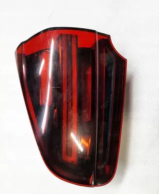 Porsche Cayenne (92A) Tailgate rear/tail lights 7P5945308M