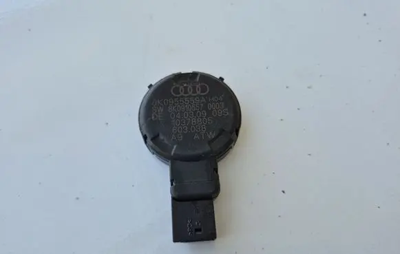Audi A6 S6 C6 4F Rain sensor 8K0955559A 8K0910557