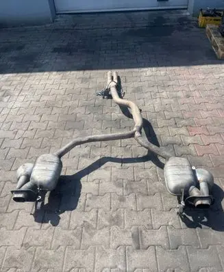 Muffler/silencer