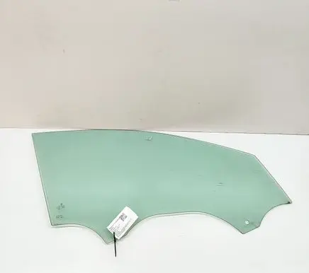 Volkswagen Golf VII Front door window glass four-door 5G4845202B