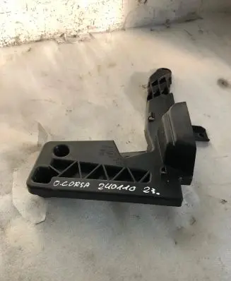 Opel Corsa F Front bumper mounting bracket 9830050480
