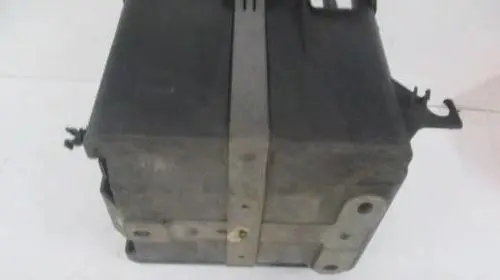 Ford Fiesta Battery box tray 