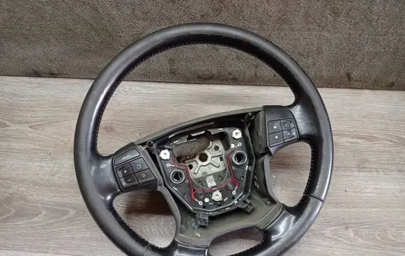 Volvo V70 Steering wheel 30778840