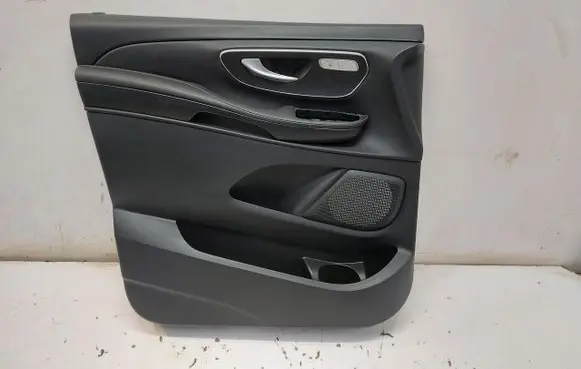 Mercedes-Benz EQV 447 Front door card panel trim mereqv
