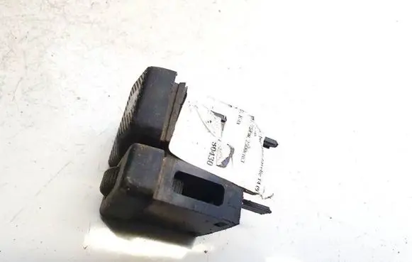 Volkswagen PASSAT B3 Light switch 357941531